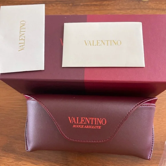VALENTINO Rouge Absolute Rockstud Sunglasses NWT